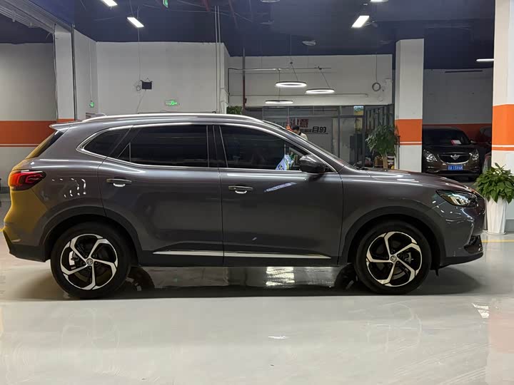 Фото 8 - MG Motor Pilot