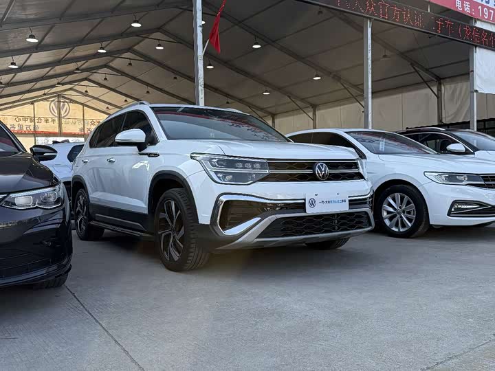 Фото 3 - Volkswagen Tharu