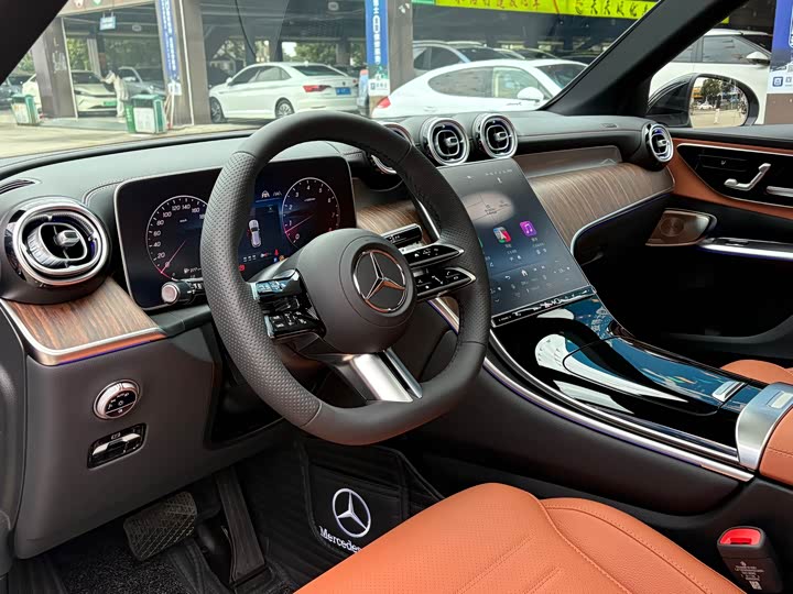 Фото 9 - Mercedes-Benz GLC-Class