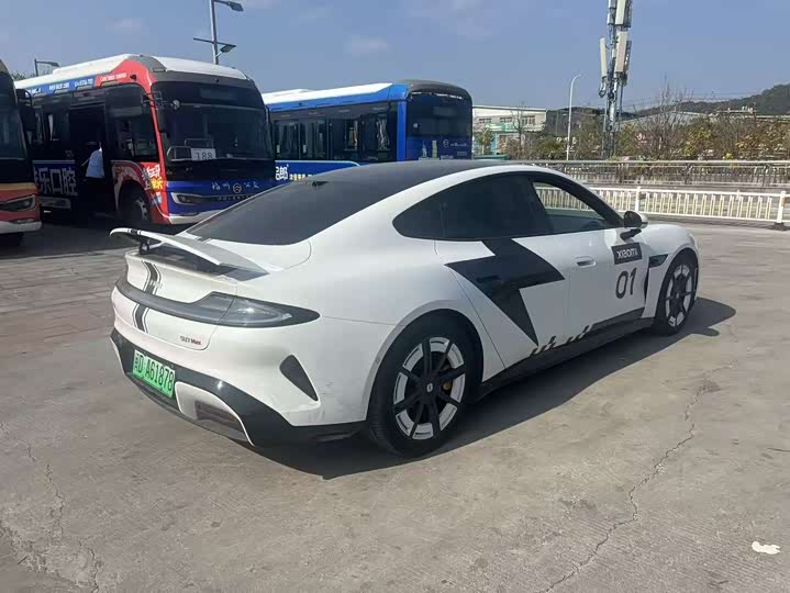 Фото 9 - Xiaomi SU7