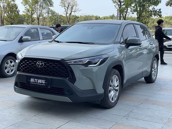 Фото 1 - Toyota Corolla Cross