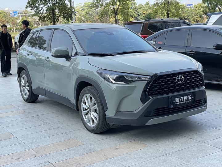 Фото 2 - Toyota Corolla Cross