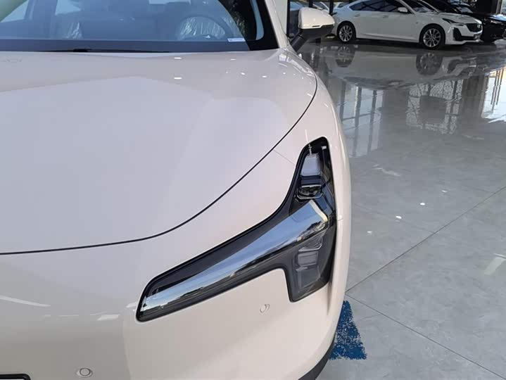 Фото 5 - XPeng Mona M03