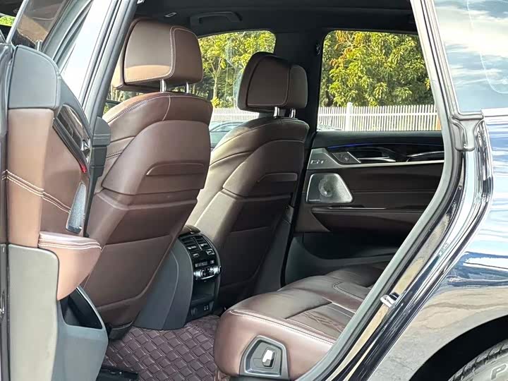 Фото 5 - BMW 6 Series GT