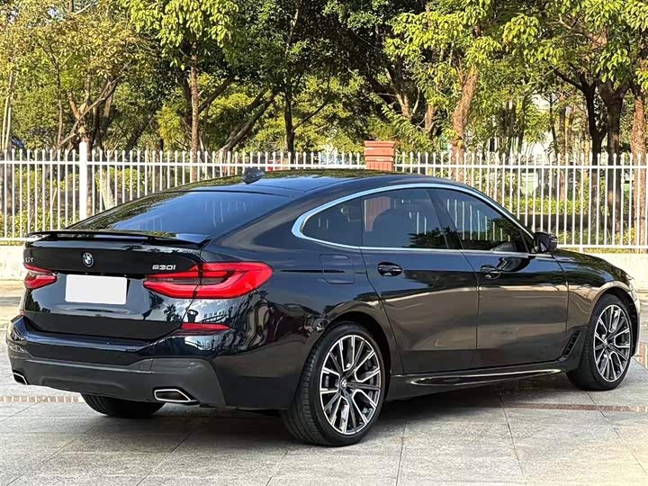 Фото 9 - BMW 6 Series GT