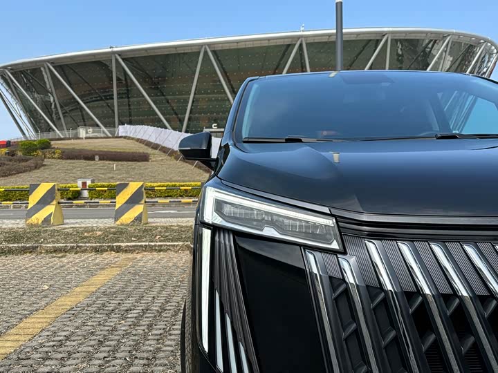 Фото 4 - GAC Trumpchi M8