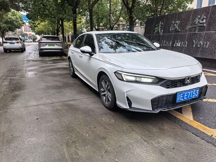 Фото 3 - Honda Civic