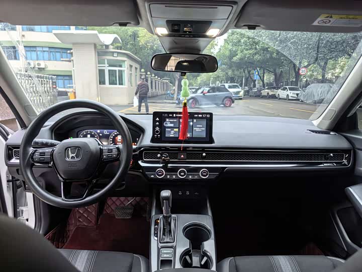 Фото 4 - Honda Civic