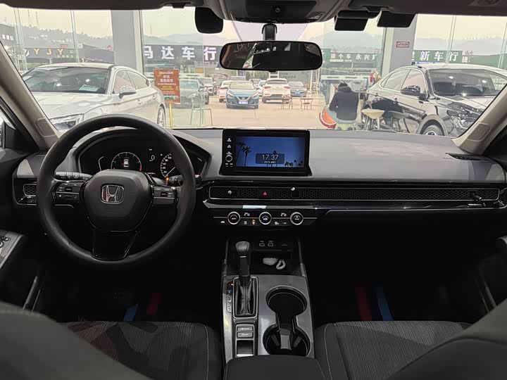 Фото 9 - Honda Civic