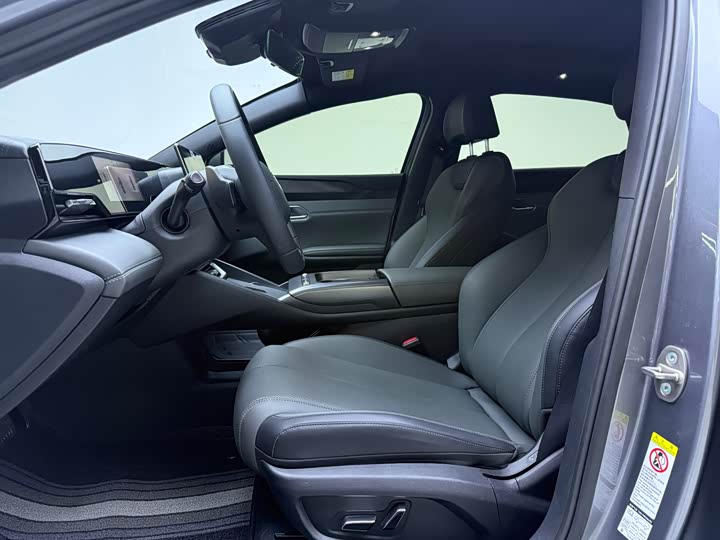 Фото 4 - BYD Qin L