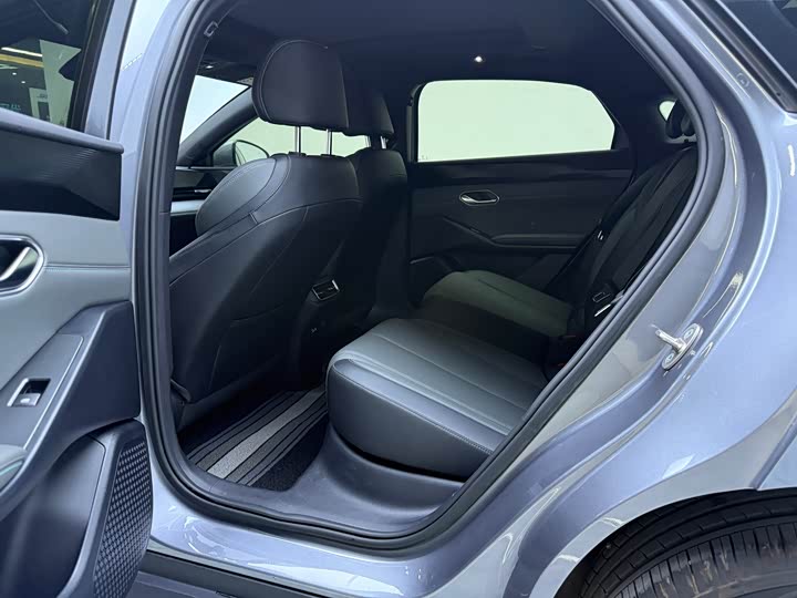 Фото 7 - BYD Qin L