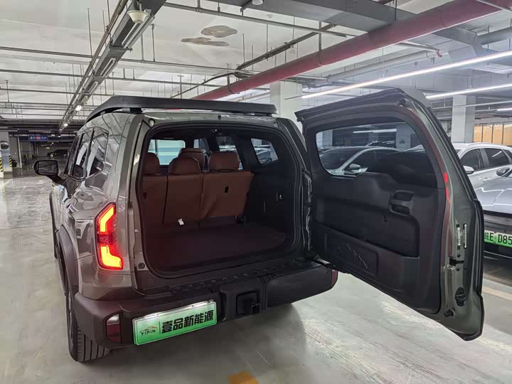 Фото 8 - Changan Deepal G318