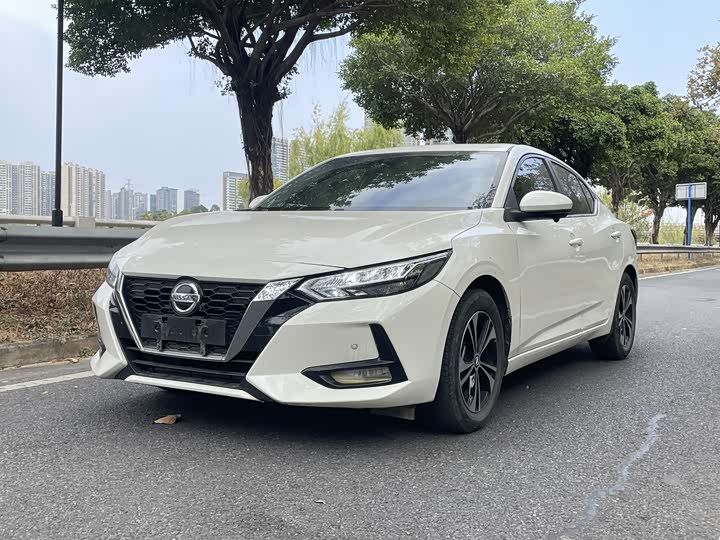Фото 1 - Nissan Sylphy