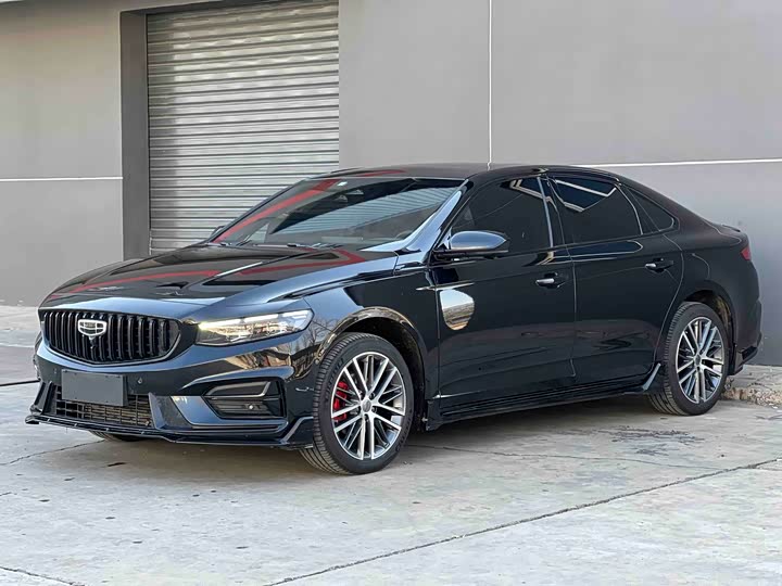 Фото 1 - Geely Preface