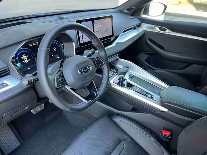 Фото 9 - Geely Preface