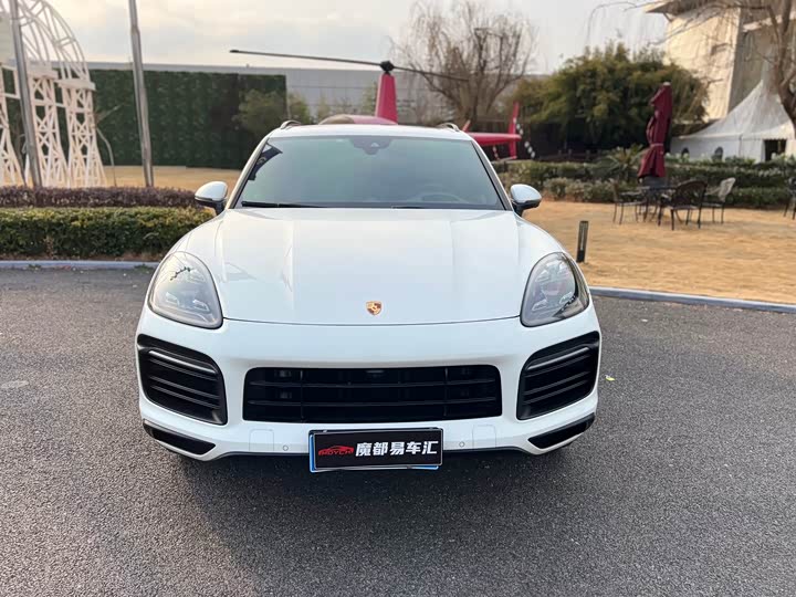 Фото 2 - Porsche Cayenne