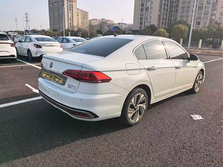 Фото 3 - Volkswagen Bora