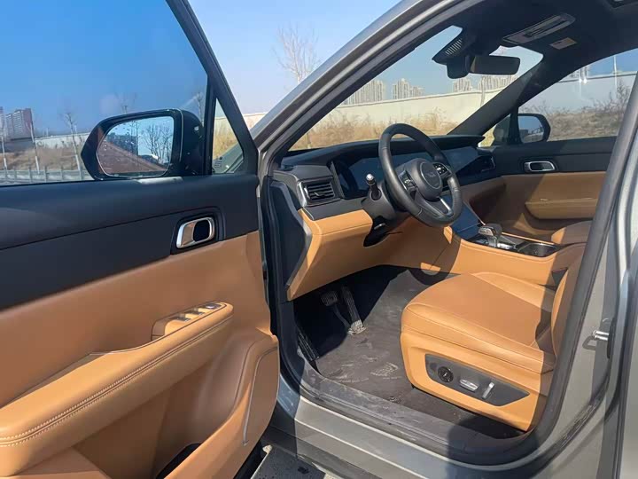 Фото 4 - LiXiang One