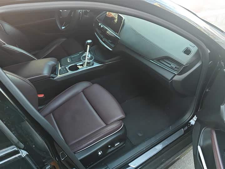 Фото 8 - Cadillac CT4