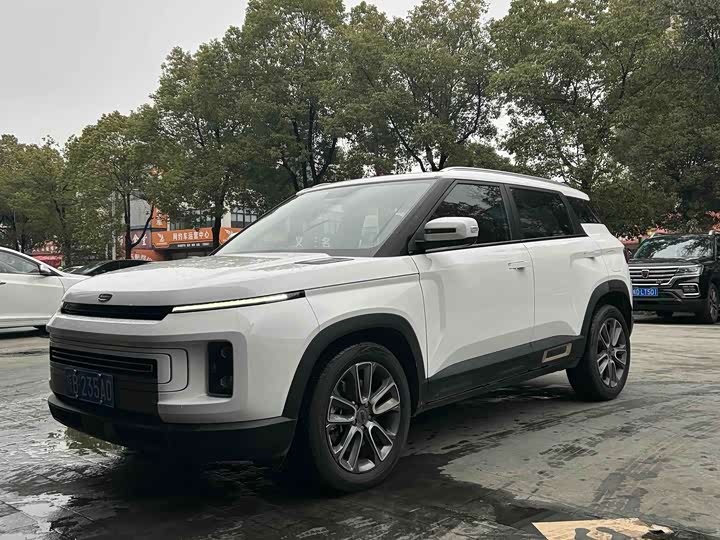 Фото 1 - Geely Icon