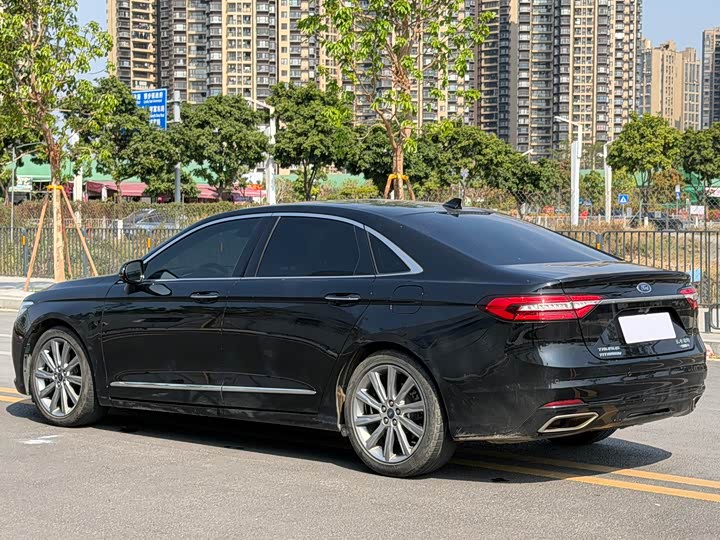 Фото 4 - Ford Taurus