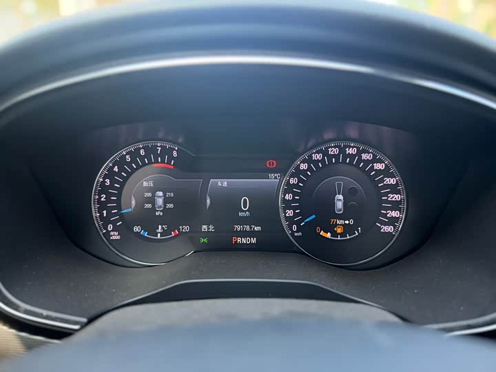 Фото 9 - Ford Taurus