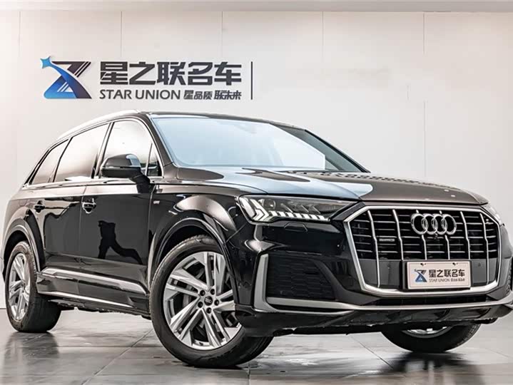 Фото 4 - Audi Q7