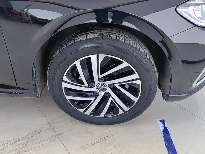 Фото 6 - Volkswagen Lavida