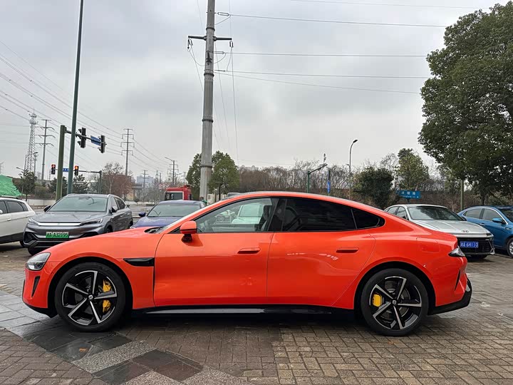 Фото 4 - Xiaomi SU7