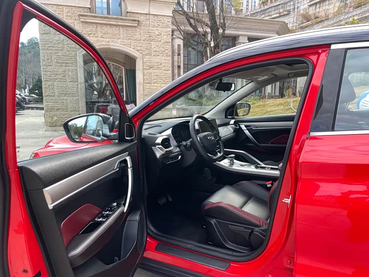 Фото 5 - Geely Coolray