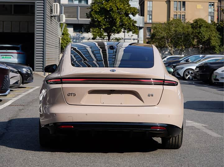 Фото 4 - Nio ET5