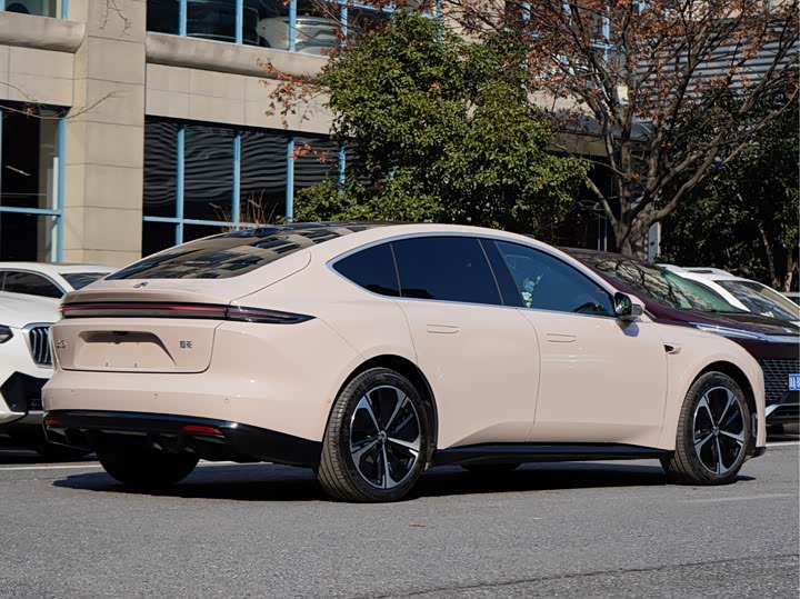 Фото 5 - Nio ET5