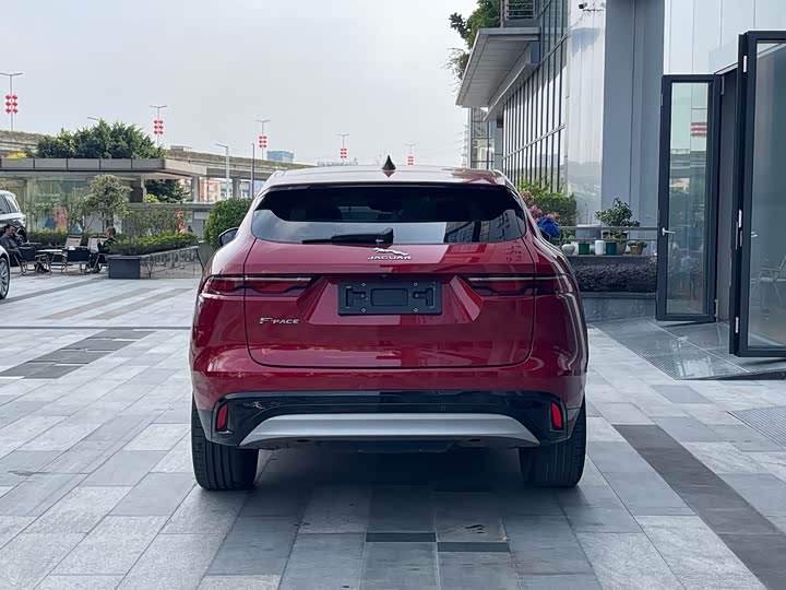 Фото 5 - Jaguar F-Pace