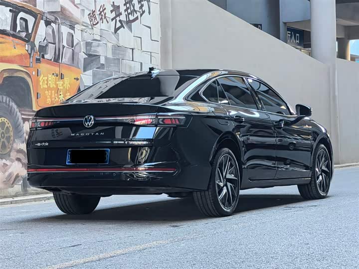 Фото 4 - Volkswagen Magotan