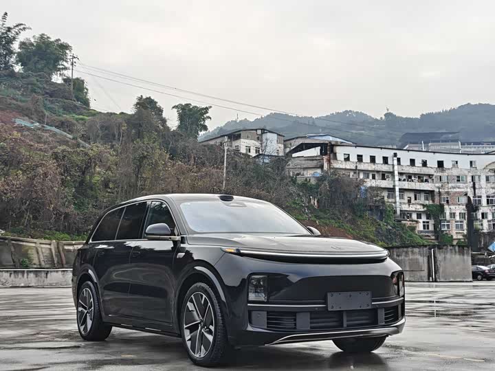 Фото 2 - LiXiang L9