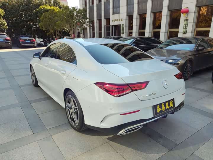 Фото 4 - Mercedes-Benz CLA-Class