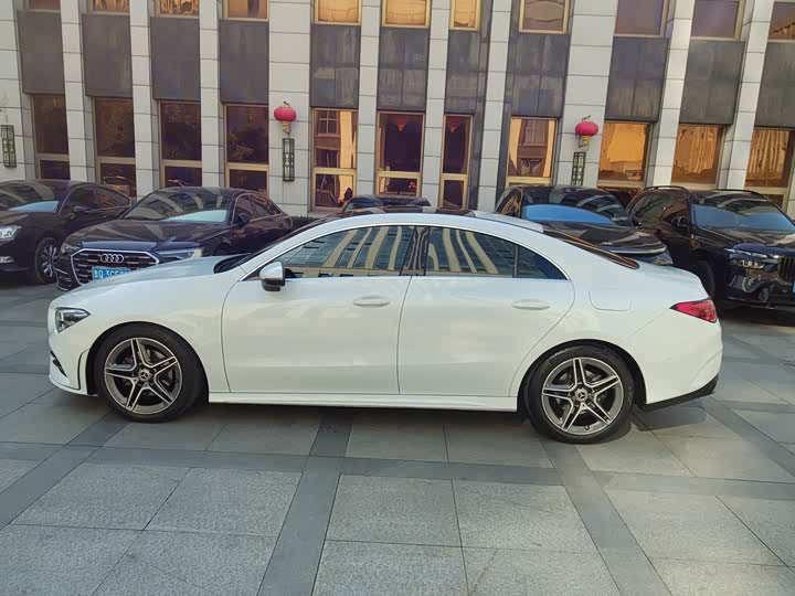 Фото 5 - Mercedes-Benz CLA-Class