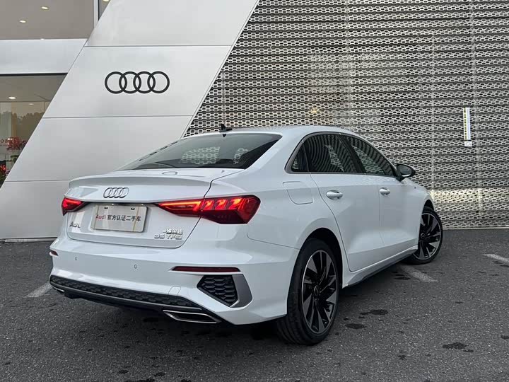 Фото 4 - Audi A3