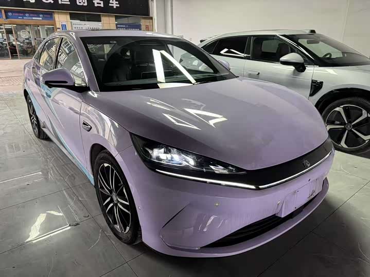 Фото 2 - BYD Qin L