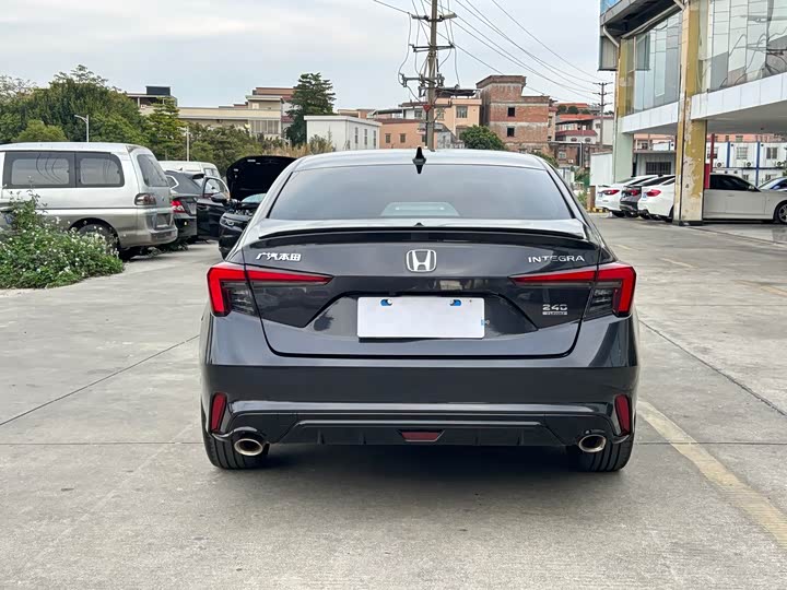 Фото 5 - Honda Integra