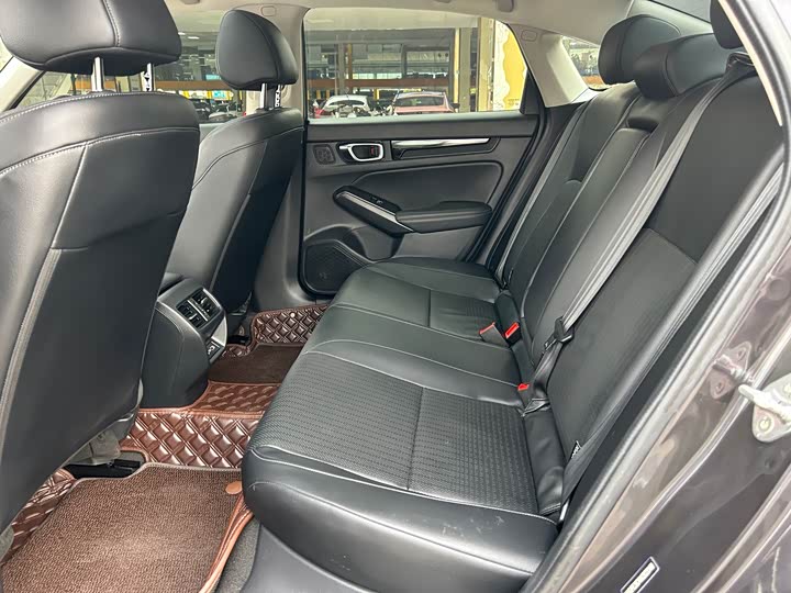 Фото 8 - Honda Integra