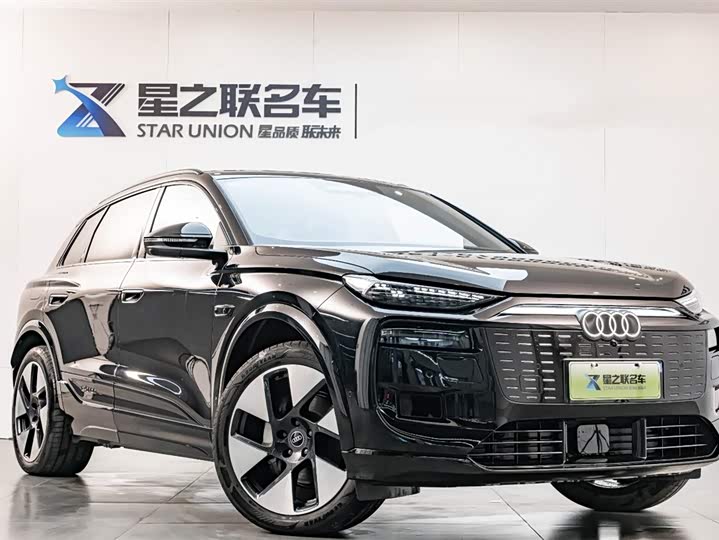 Фото 5 - Audi Q6L e-tron