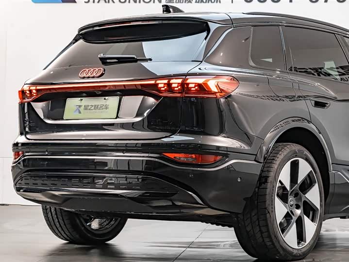 Фото 8 - Audi Q6L e-tron