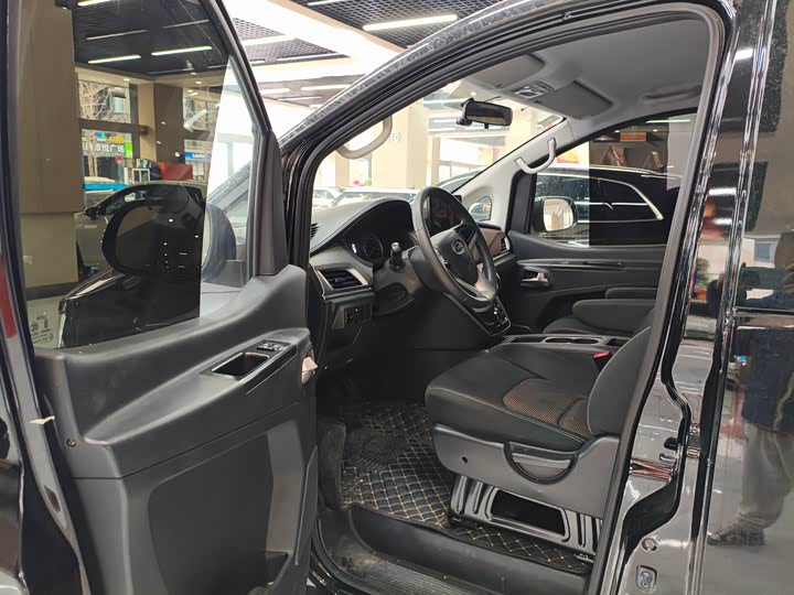 Фото 7 - JAC Refine M3