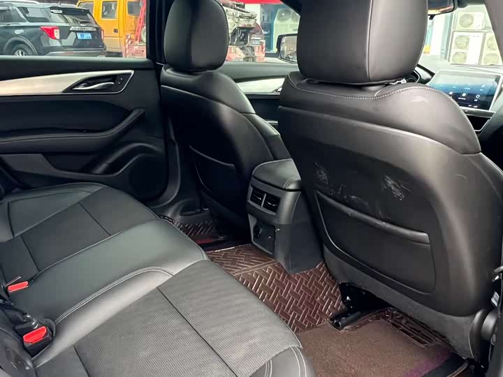 Фото 9 - Cadillac CT5