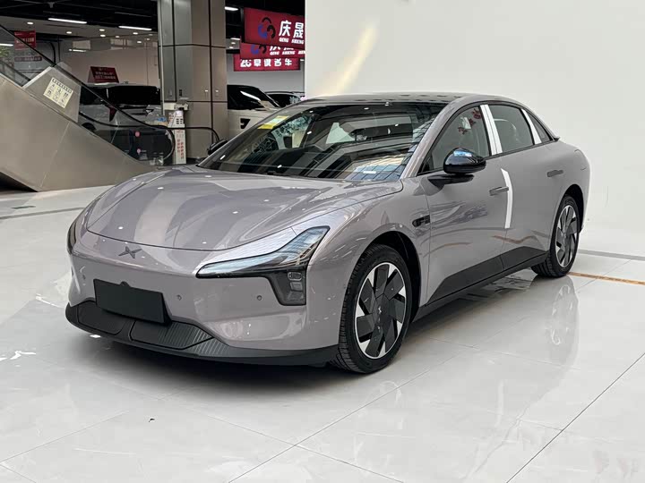 Фото 1 - XPeng Mona M03