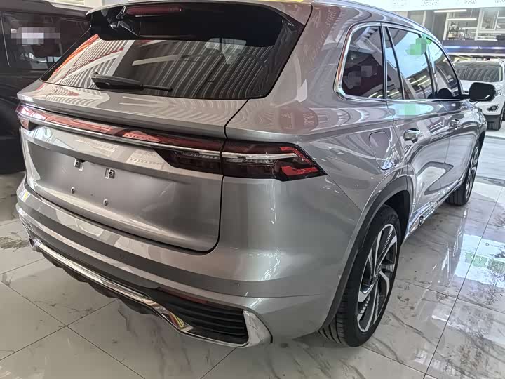 Фото 6 - Geely Monjaro