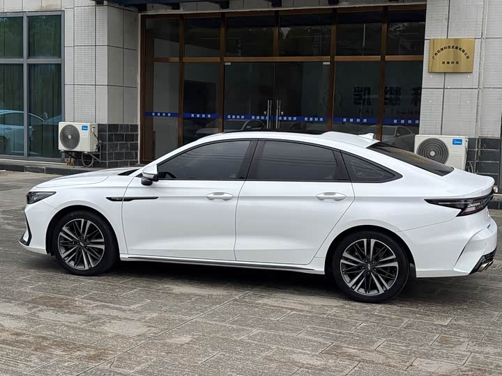 Фото 8 - Chery Arrizo 8