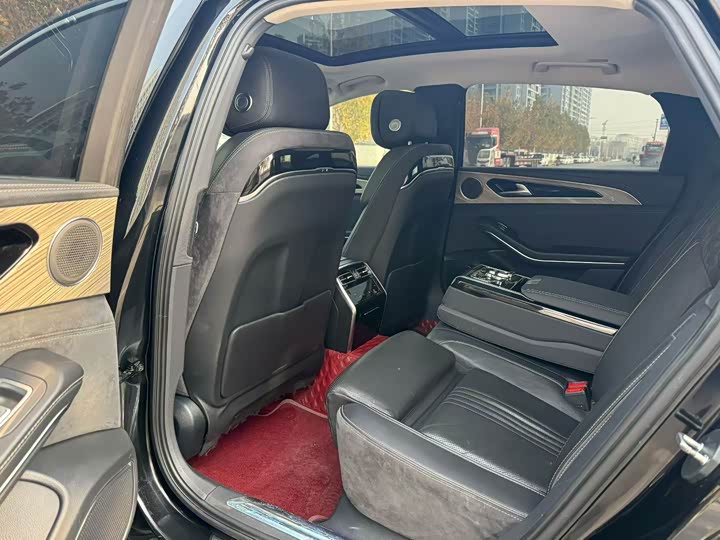 Фото 5 - Hongqi H9