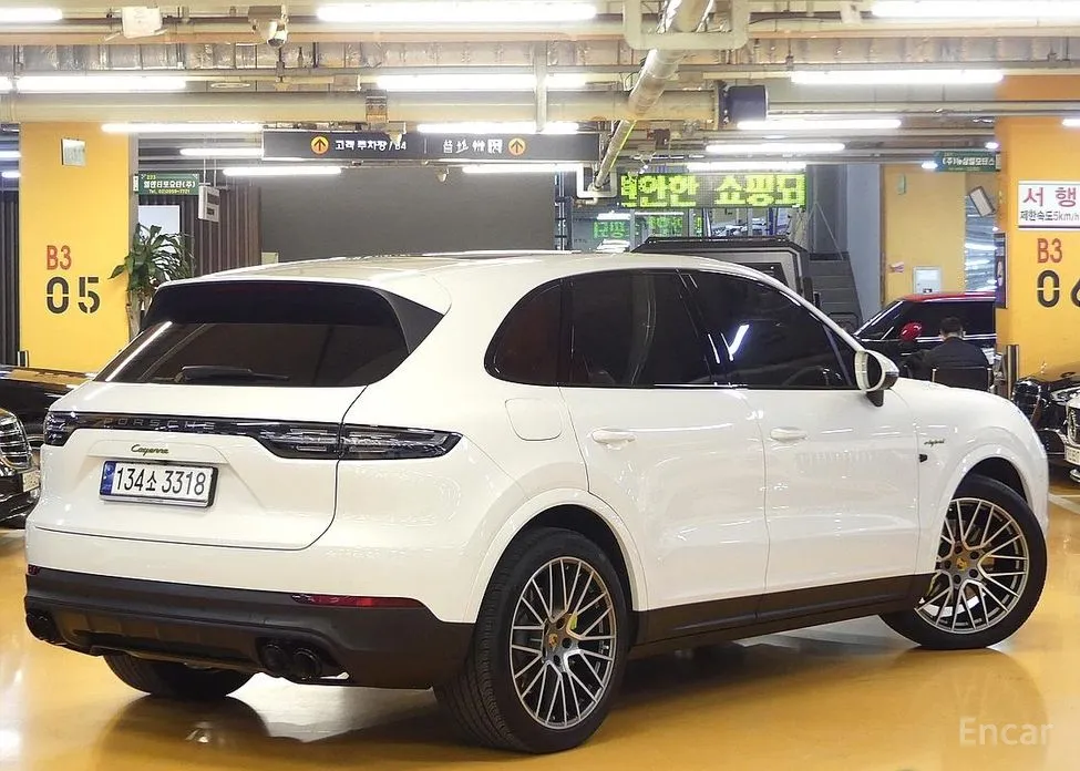 Фото 2 - Porsche Cayenne